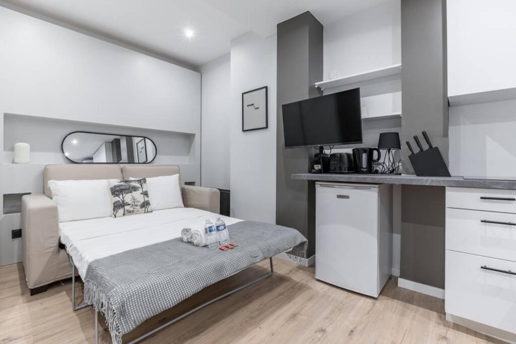 Hsh Versigny-mairie Du 18eme Cosy Studio 2p Appartamento
